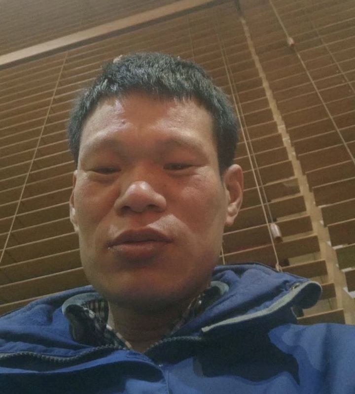 爱你在心口难开的第一张照片--长治闪婚服务中心